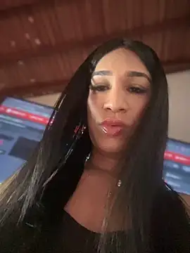 Ashly Miller online show from 10/30/25, 07:58