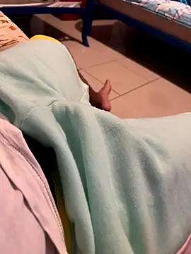 Ray Ares online show from 10/01/25, 01:44