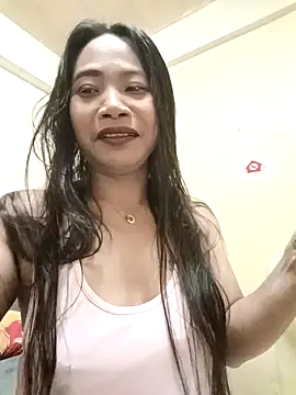 Snapshot of KinkyKit_May chatting on 02/10/25, 01:44 KinkyKit May online show from 02/10/25, 01:44