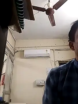 Snapshot of rajlocal chatting on 12/09/24, 08:00 rajlocal online show from 12/09/24, 08:00