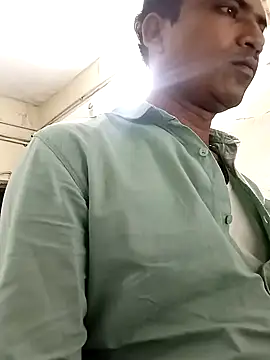 Snapshot of rajlocal chatting on 12/11/24, 12:02 rajlocal online show from 12/11/24, 12:02