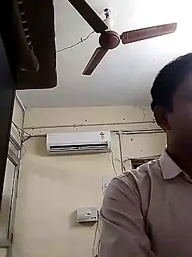 Snapshot of rajlocal chatting on 12/17/24, 08:23 rajlocal online show from 12/17/24, 08:23