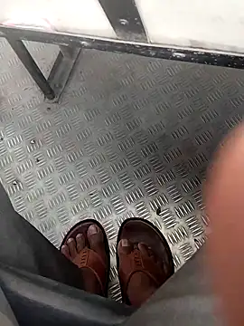 Snapshot of rajlocal chatting on 12/31/24, 10:37 rajlocal online show from 12/31/24, 10:37