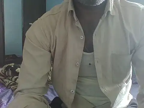 Snapshot of rajlocal chatting on 01/19/25, 08:29 rajlocal online show from 01/19/25, 08:29