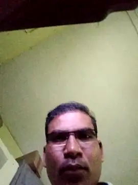 Snapshot of rajlocal chatting on 01/20/25, 12:28 rajlocal online show from 01/20/25, 12:28