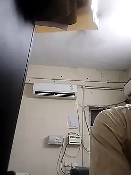 Snapshot of rajlocal chatting on 02/26/25, 11:09 rajlocal online show from 02/26/25, 11:09