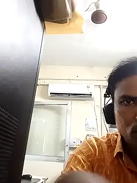 Snapshot of rajlocal chatting on 02/28/25, 11:58 rajlocal online show from 02/28/25, 11:58