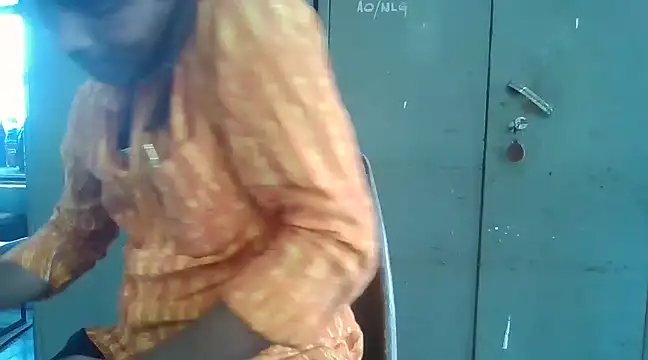 Snapshot of rajlocal chatting on 03/15/25, 08:04 rajlocal online show from 03/15/25, 08:04