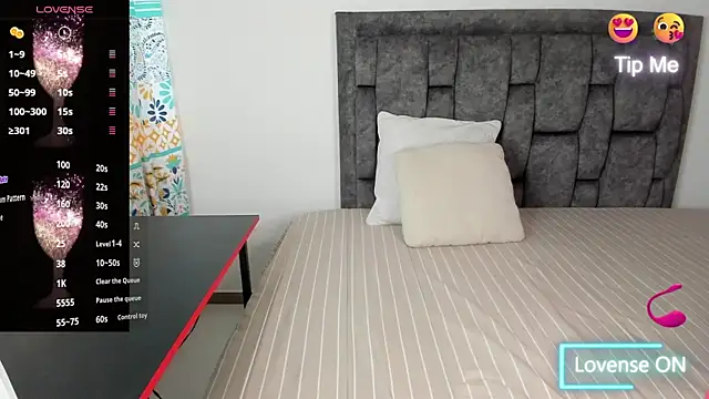 Snapshot of lucia_s1 chatting on 12/02/25, 09:54 lucia s1 online show from 12/02/25, 09:54