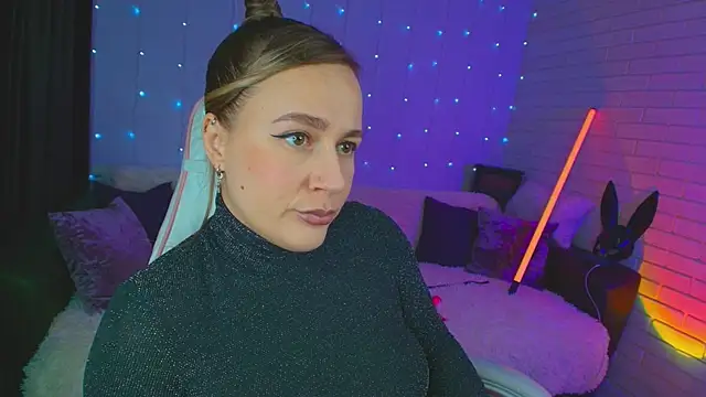 pepper cat  online show from 03/12/25, 06:00