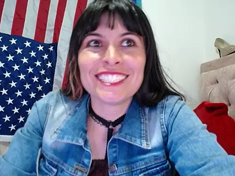 Alexandrasaenz online show from 06/15/26, 09:50