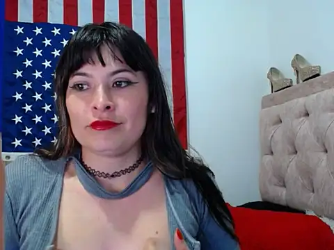 Alexandrasaenz online show from 06/17/26, 09:05