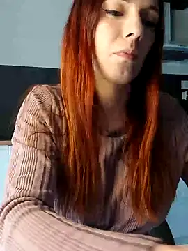 Snapshot of clara-francaise chatting on 05/06/26, 04:01 clara-francaise online show from 05/06/26, 04:01