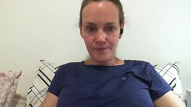 Annylove1 online show from 03/14/25, 08:49