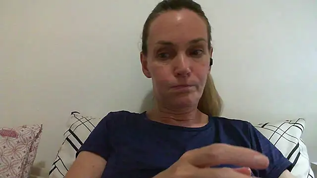 Annylove1 online show from 03/15/25, 12:04