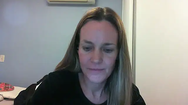 Annylove1 online show from 09/27/25, 12:04