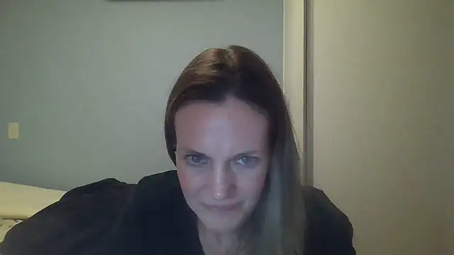 Annylove1 online show from 10/22/25, 12:33