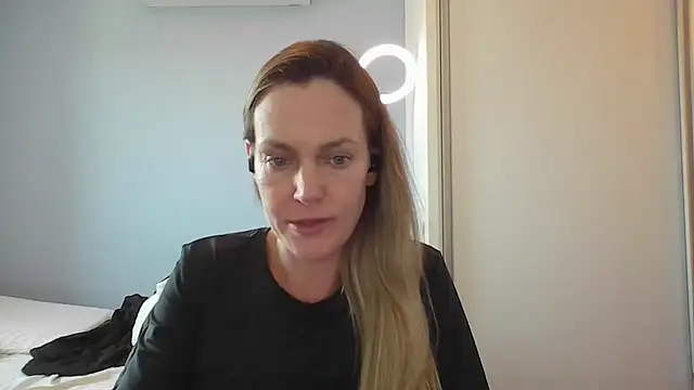 Annylove1 online show from 11/21/25, 02:49