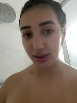 Snapshot of Hannahoff chatting on 03/07/25, 07:16 Hannahoff online show from 03/07/25, 07:16