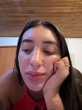 Hannahoff online show from 05/10/26, 04:17
