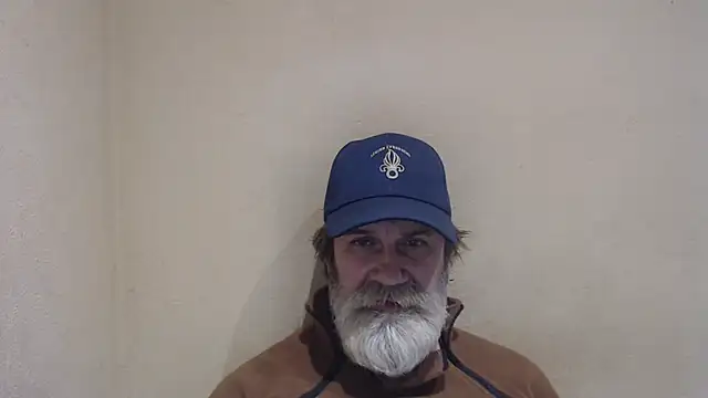 Snapshot of AlexNudo chatting on 02/15/25, 02:44 AlexNudo online show from 02/15/25, 02:44