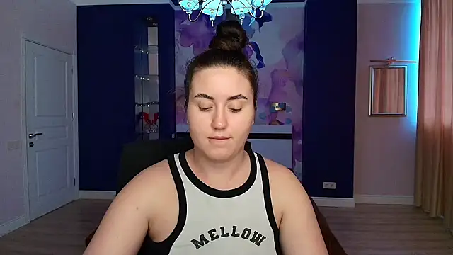 Snapshot of Roxie_Bradley chatting on 01/10/25, 11:22 Roxie Bradley online show from 01/10/25, 11:22