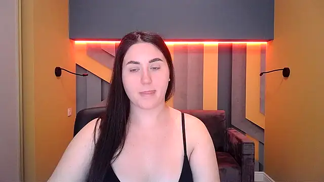 Snapshot of Roxie_Bradley chatting on 02/08/25, 07:48 Roxie Bradley online show from 02/08/25, 07:48