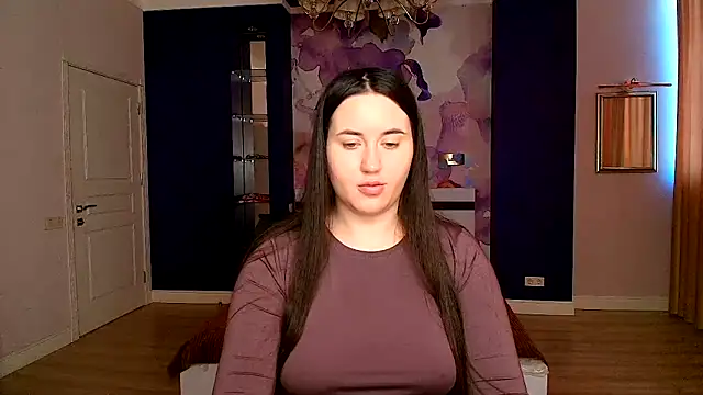 Snapshot of Roxie_Bradley chatting on 03/18/25, 06:46 Roxie Bradley online show from 03/18/25, 06:46