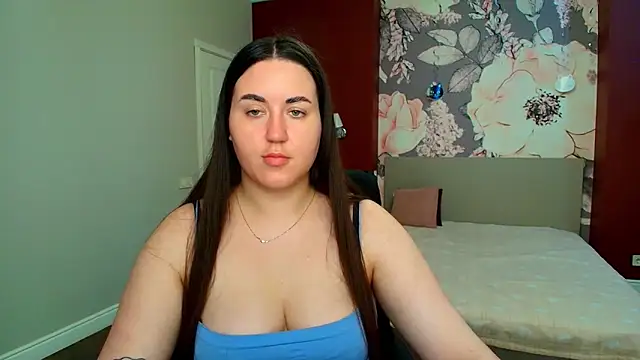 Roxie Bradley online show from 05/27/26, 05:48