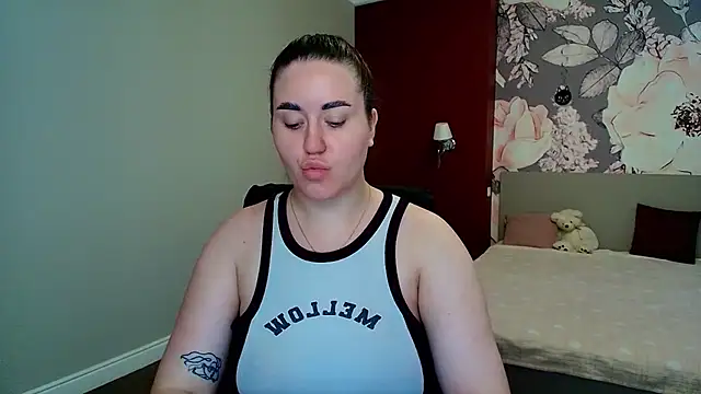 Roxie Bradley online show from 07/07/26, 05:54