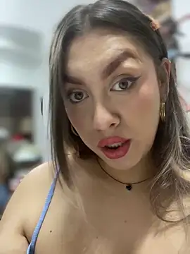 Im sophiie online show from 03/16/25, 06:20