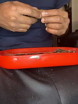 Snapshot of SlxmXBlxck chatting on 12/10/24, 06:33 SlxmXBlxck online show from 12/10/24, 06:33