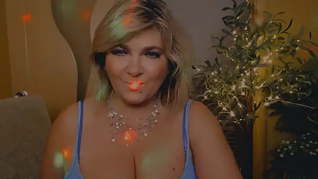 Malena Mi online show from 11/30/25, 10:25