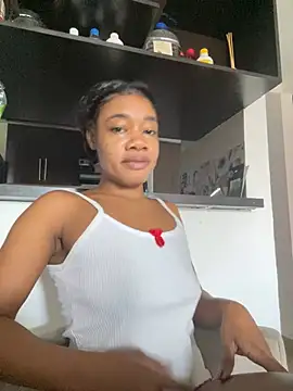  yisela  online show from 06/12/26, 07:13