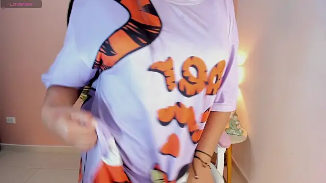 Ciara8 online show from 11/10/25, 11:42