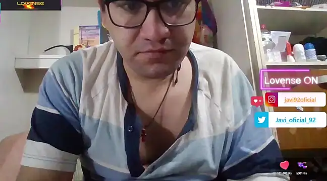 Snapshot of Javi_92 chatting on 02/10/25, 09:25 Javi 92 online show from 02/10/25, 09:25