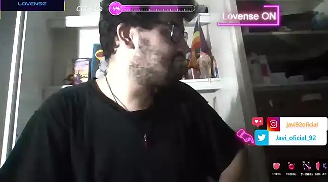 Snapshot of Javi_92 chatting on 03/08/25, 08:03 Javi 92 online show from 03/08/25, 08:03