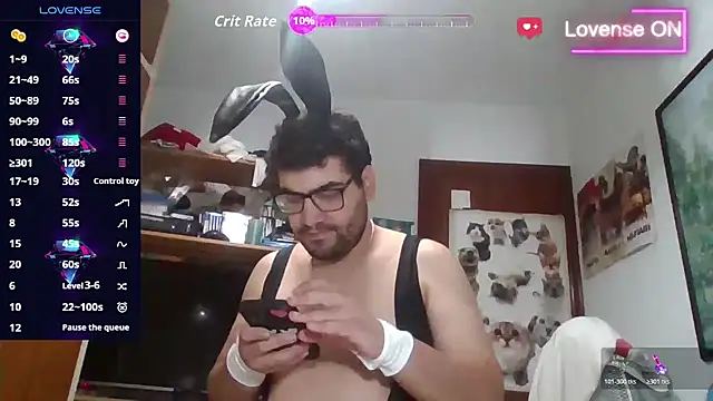 Snapshot of Javi_92 chatting on 10/30/25, 04:52 Javi 92 online show from 10/30/25, 04:52