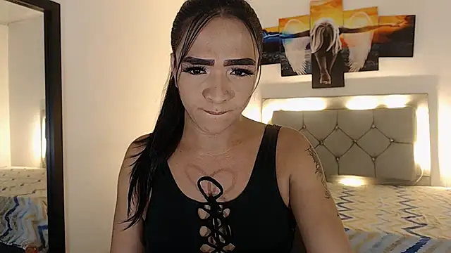 sofiaxdollxxx online show from 10/28/25, 05:11