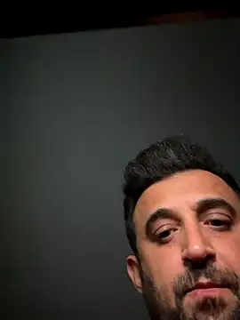 Snapshot of Ca414 chatting on 10/18/25, 06:52 Ca414 online show from 10/18/25, 06:52