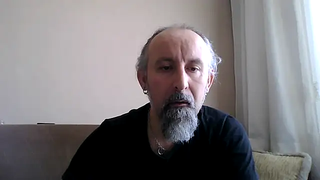 Snapshot of BuckWessle chatting on 04/27/26, 11:08 BuckWessle online show from 04/27/26, 11:08