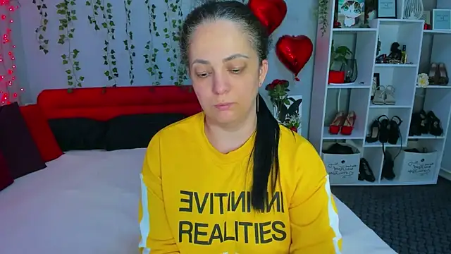 DarlingMilf online show from 04/26/26, 06:05