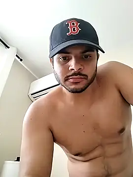 Snapshot of jurick938 chatting on 10/31/25, 03:24 jurick938 online show from 10/31/25, 03:24