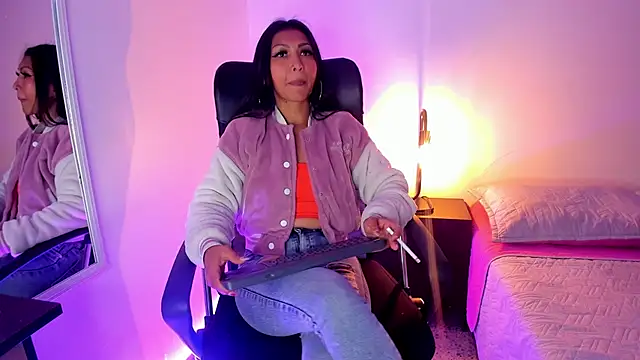 Tracy lambo online show from 01/30/25, 03:00