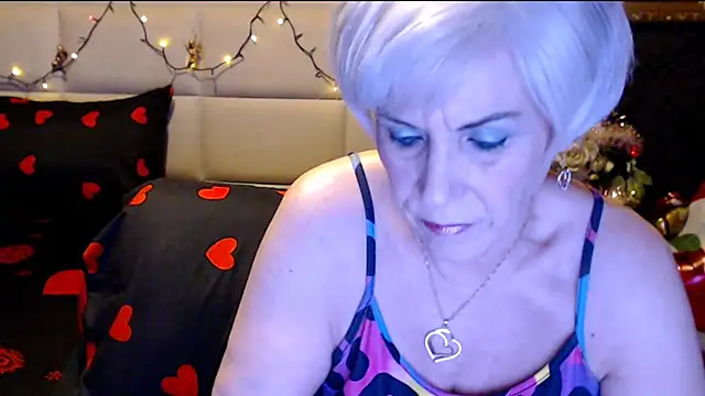 HappyWomanOn online show from 12/22/24, 07:21
