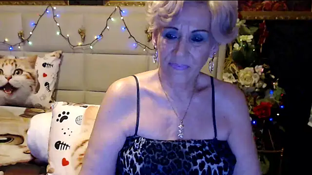 HappyWomanOn online show from 02/02/25, 07:25