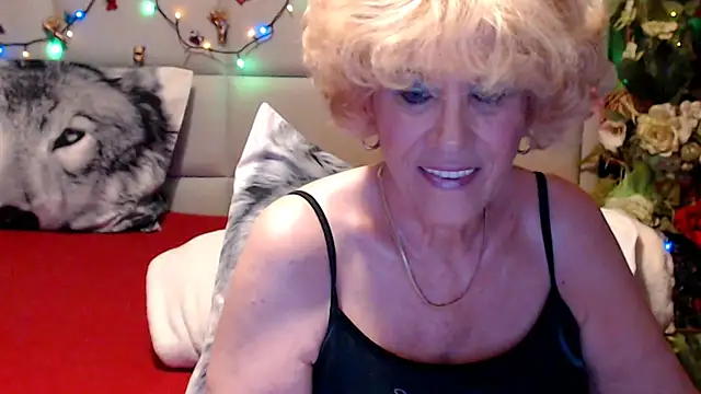 HappyWomanOn online show from 05/26/26, 09:16