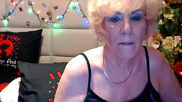 HappyWomanOn online show from 06/22/26, 09:28