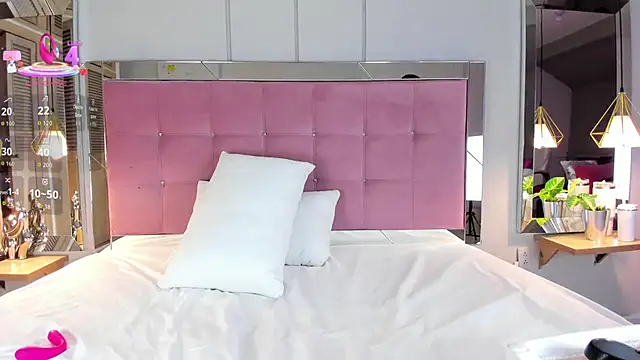 Ahincale online show from 10/14/25, 07:58