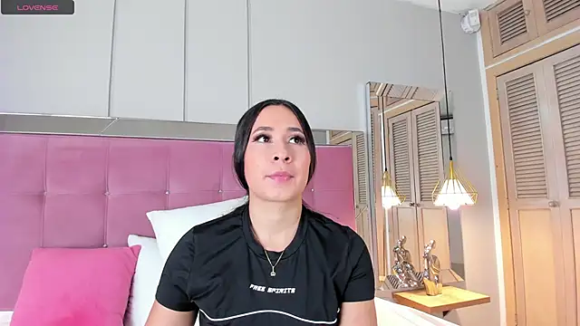 Ahincale online show from 10/22/25, 07:24